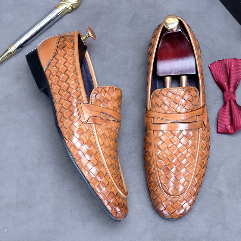 Fashionable British lazy woven leather shoes