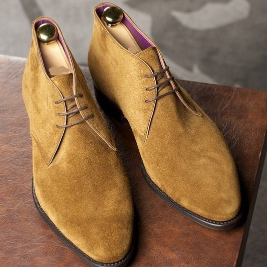 Light brown suede chukka boots