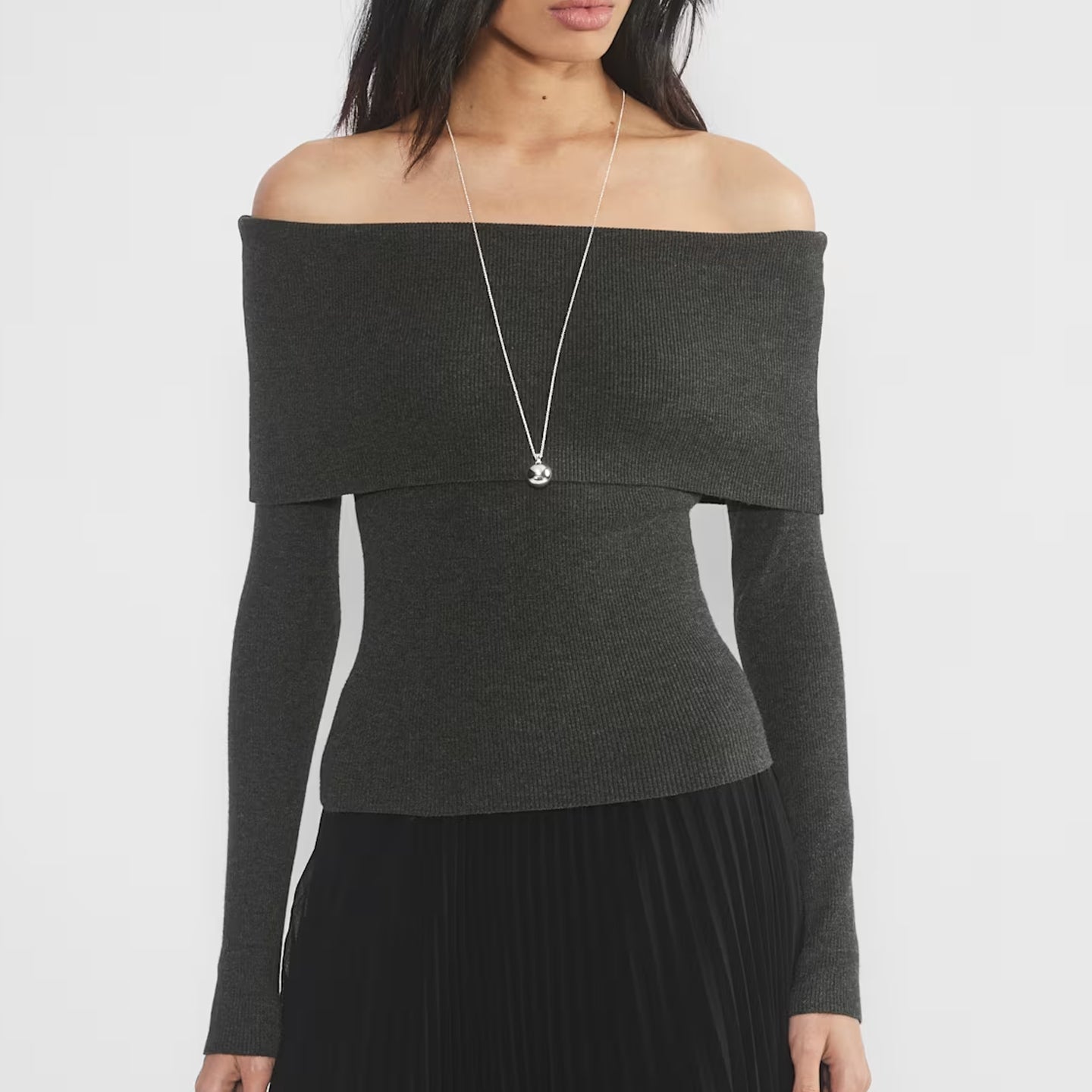 Soft knit off-the-shoulder sweater 1924112004