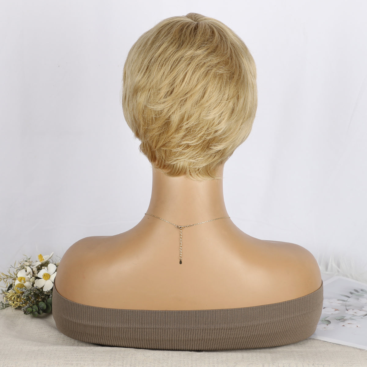 Women's fashionable short wig 1024121303