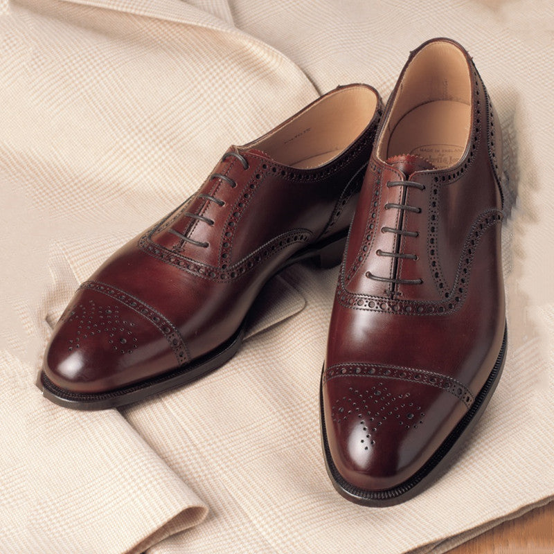 Red-brown round toe handmade brogue lace-up oxfords