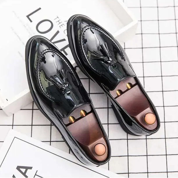 Men's all match tassel pointed toe leather shoes